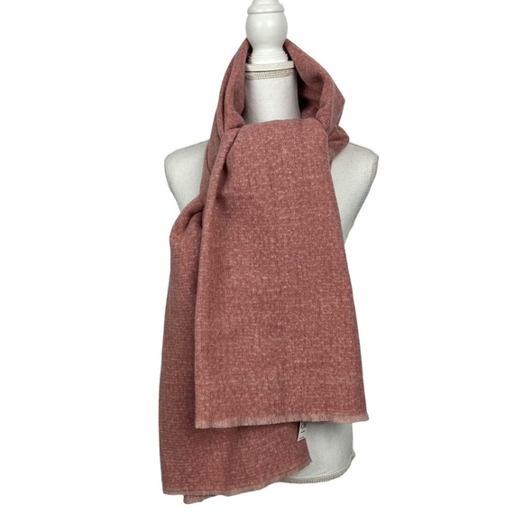 Old Navy/American Eagle/Maurices Women’s Winter Neck Scarves Lot/3 Multi Colors - Picture 3 of 16